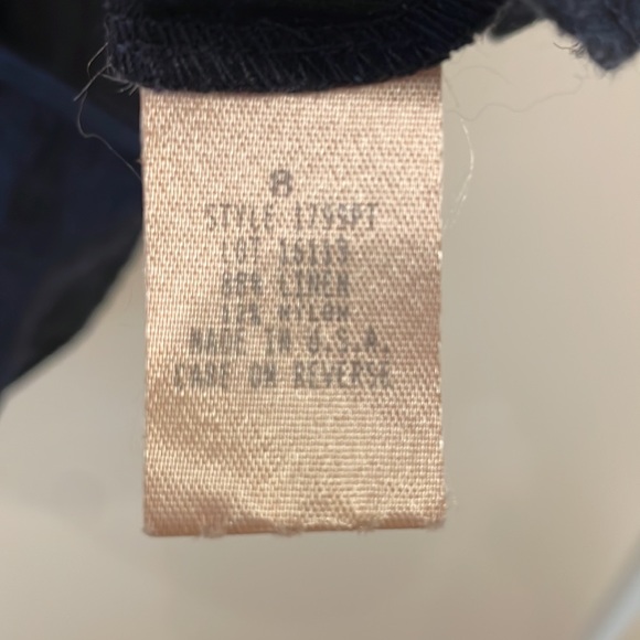 Donna Degan navy linen top - Picture 5 of 5